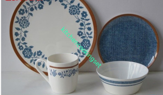 Les ensembles modernes de vaisselle de mélamine de style pour l'échantillon à la maison libèrent des couleurs multiples